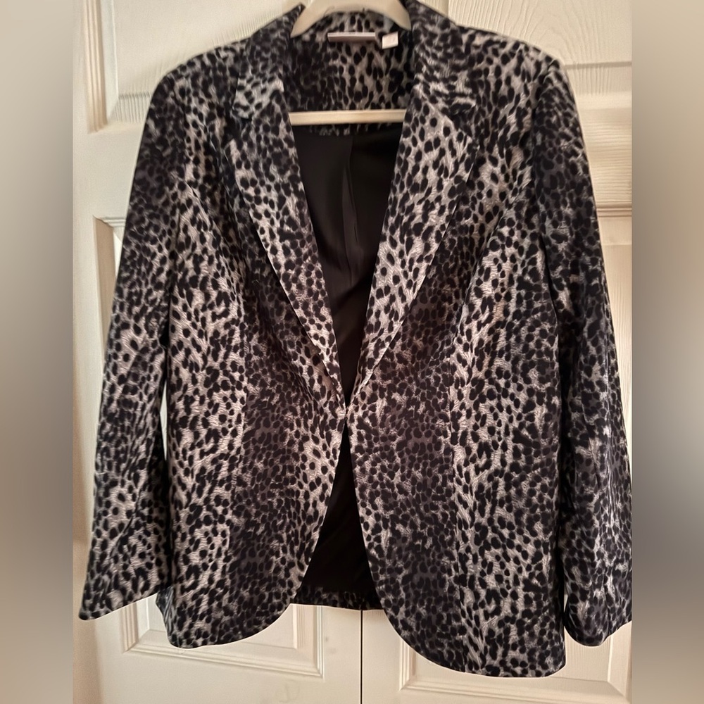 Belle by Kim Gravel Leopard Print Blazer - Size M - NWOT